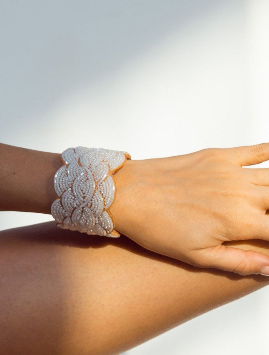 Accessoires laidback london | Bracelet Manchette En Perles De Cuir Wave Blanc Neige